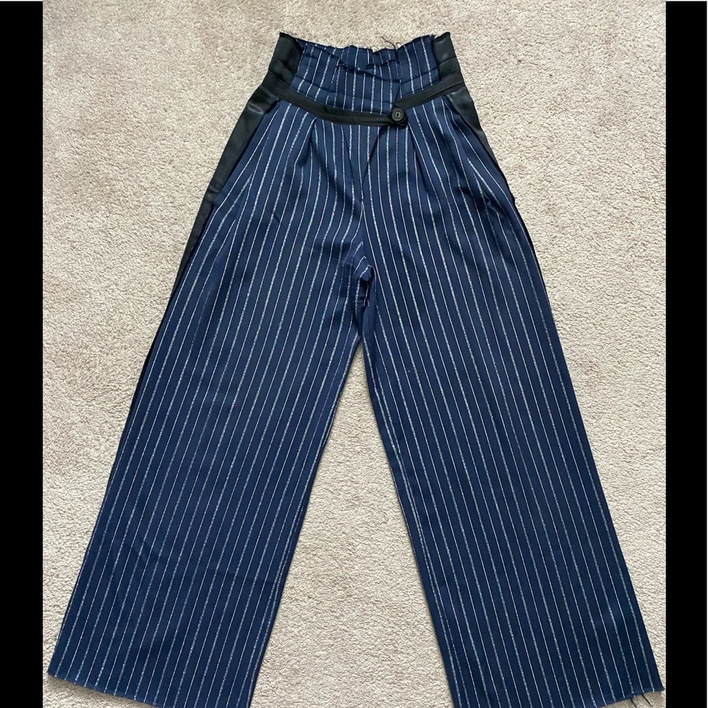 Wide leg trouser